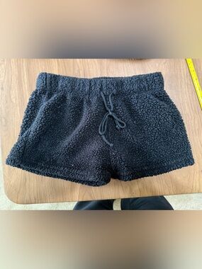 No Boundaries Black Sherpa Lounge Shorts with Drawstring small 4/6 cozy